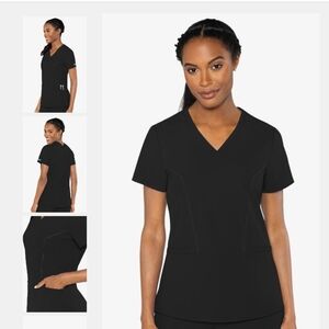 Med Couture scrub top 8733 (Peaches) in Black